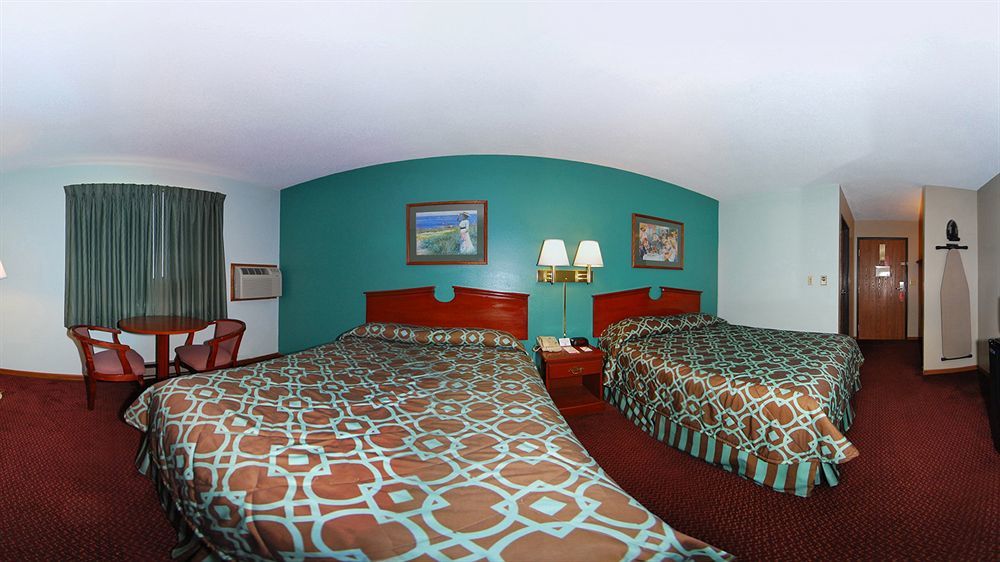 Super 8 By Wyndham Hudson Hotel Bagian luar foto